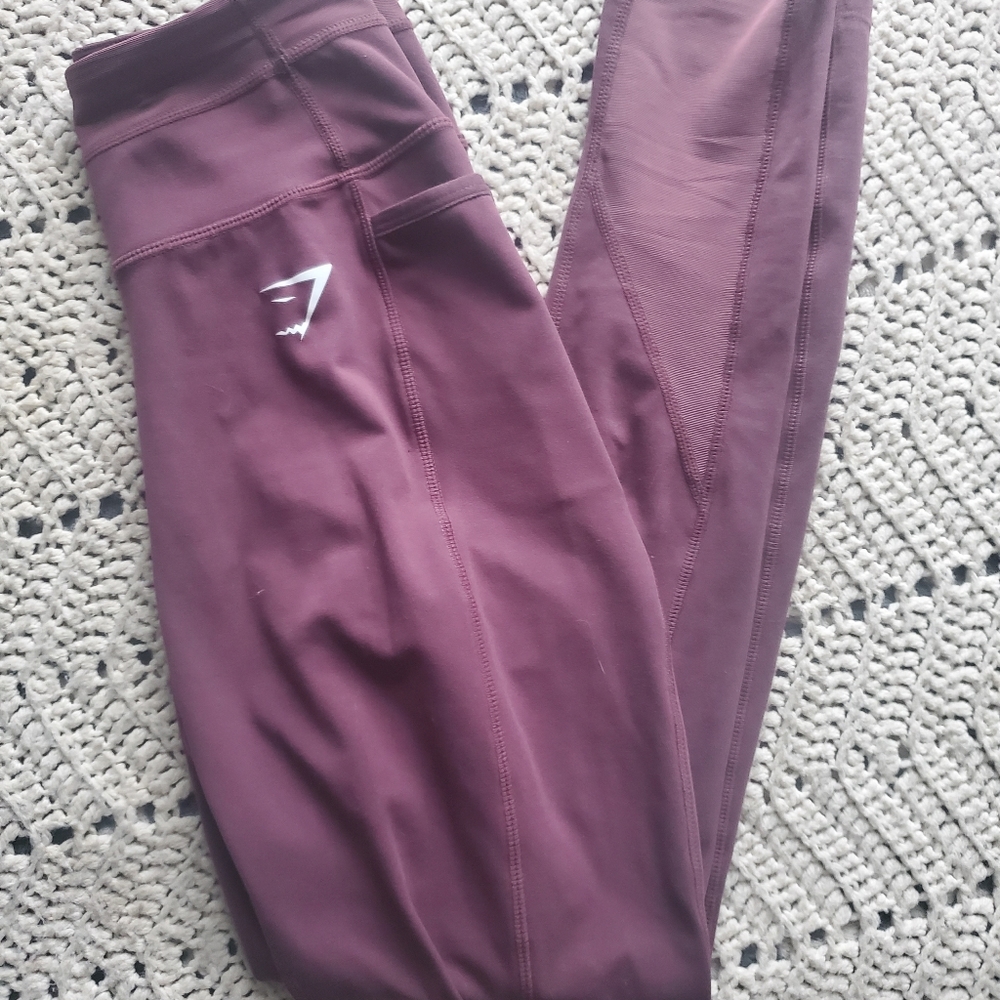 Maroon Gymshark Leggings Xs
